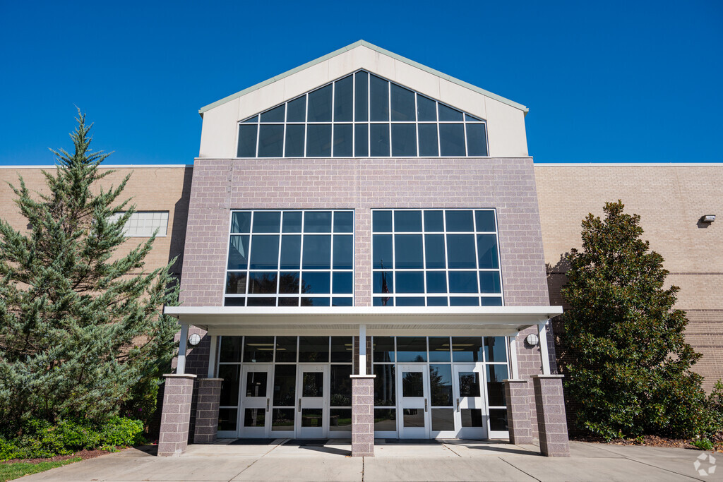 Cuthbertson High School, Waxhaw NC Rankings & Reviews - Homes.com