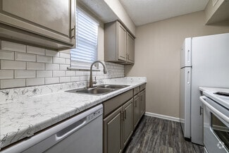 1200 W Taylor St, Sherman, TX 75092