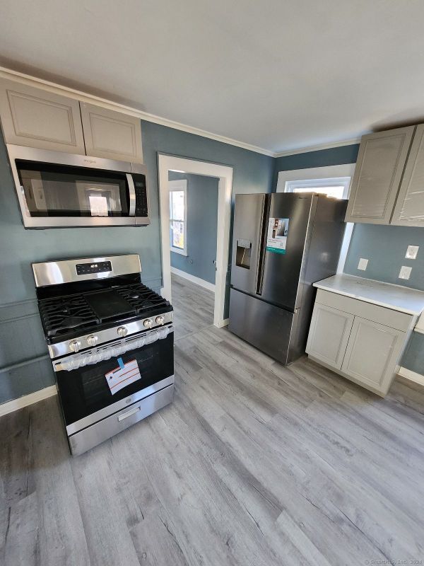 79 Washington Ave, Torrington, CT 06790