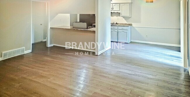 4031 Friendly Way, Memphis, TN 38115 - photo 6