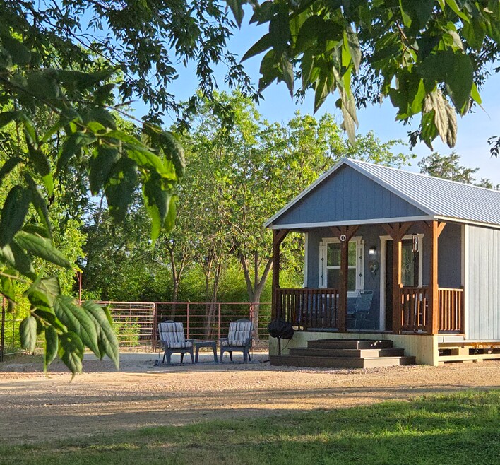 606 Blessing Ranch Rd unit 7, Liberty Hill, TX 78642 - photo 1