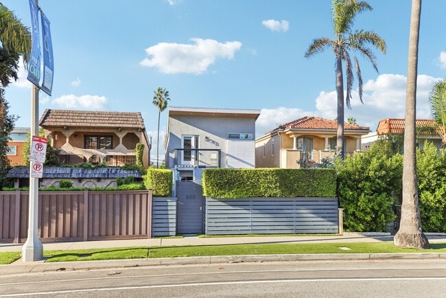 665 Washington Blvd, Marina Del Rey, CA 90292 - photo 3