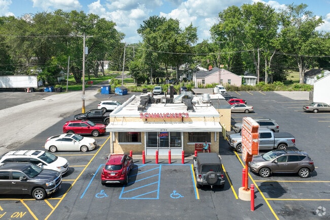 Schmucker's Diner has been a favorite family restaurant for decades in Reynolds Corners.
