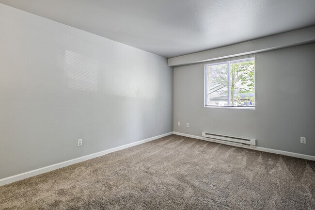 ReNew Waterview, Bremerton, WA 98312 - photo 3