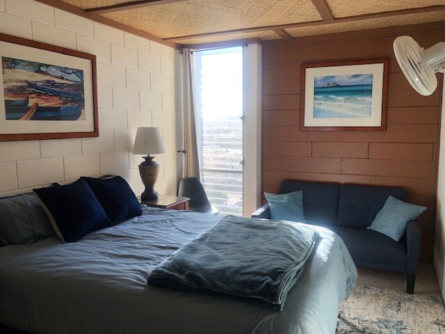 Parkland Gardens Condominiums unit 1001, Honolulu, HI 96826 - photo 1