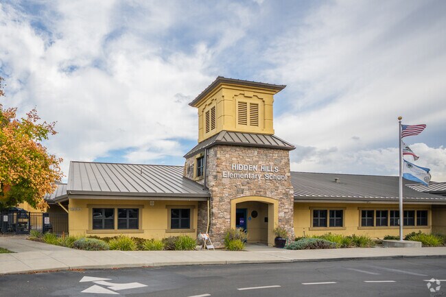Hidden Hills Elementary School is part of the San Ramon Unified School District.