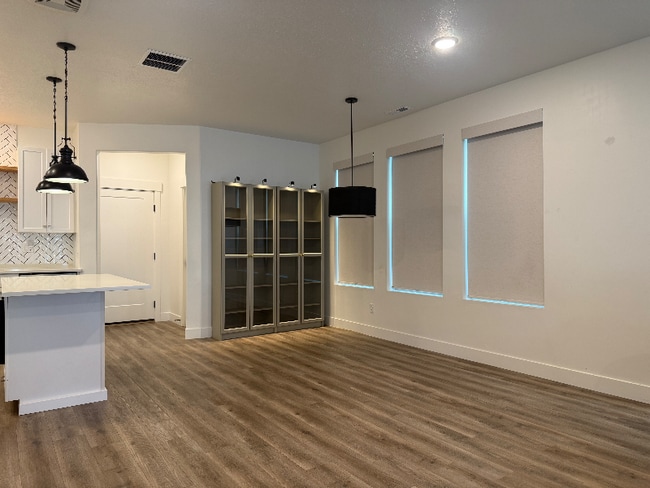 5258 W Dock St, South Jordan, UT 84009 - photo 6