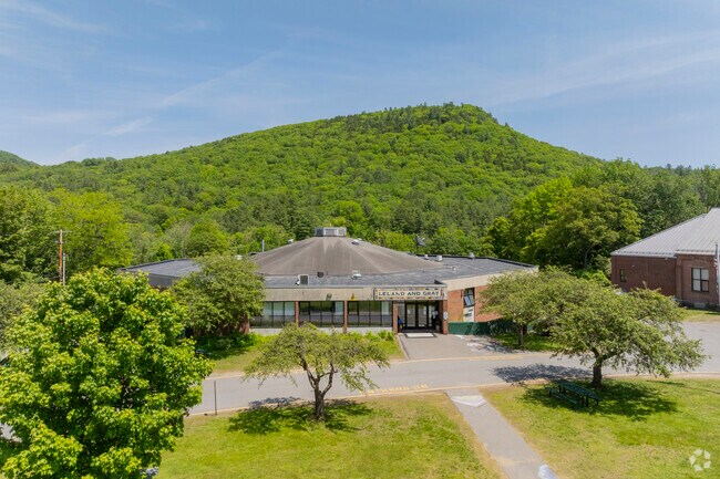 Serving Brookline and nearby towns, Leland & Gray Union School is a regional hub for academics, arts and athletics.