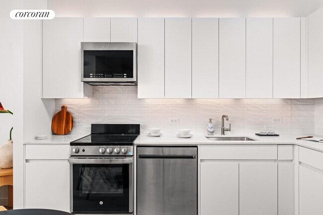 126 Sandford St, Bedford-Stuyvesant, NY 11205 - photo 5