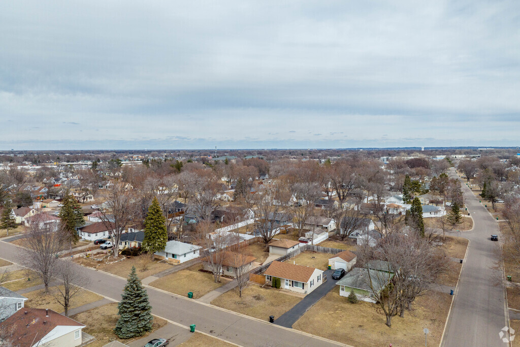 Aerial overview of the Becker neighborhood in the city of Crystal.