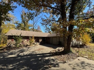 23 N Howard Place, Rogers, AR 72756