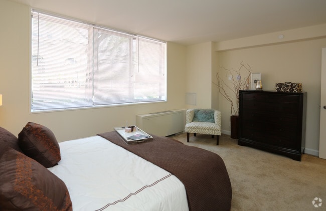 The Blairs, Silver Spring, MD 20910 - photo 2