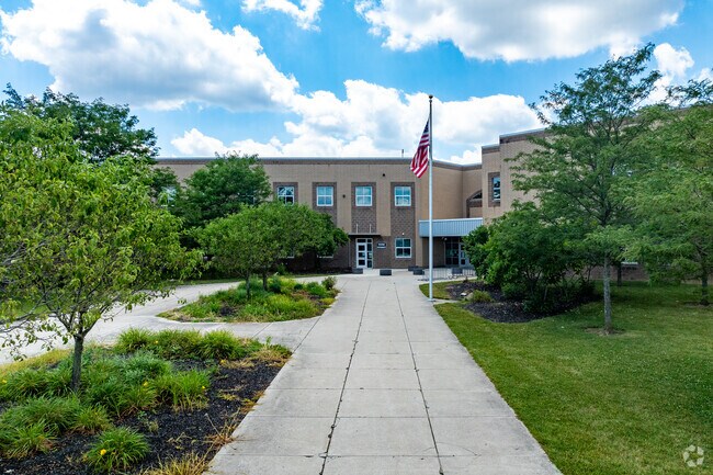 Many students from Wynstone attend Olentangy Orange Middle School.