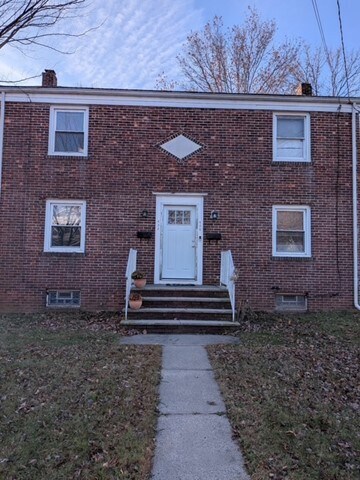 430 Bartine St Unit 432, Somerville, NJ 08876