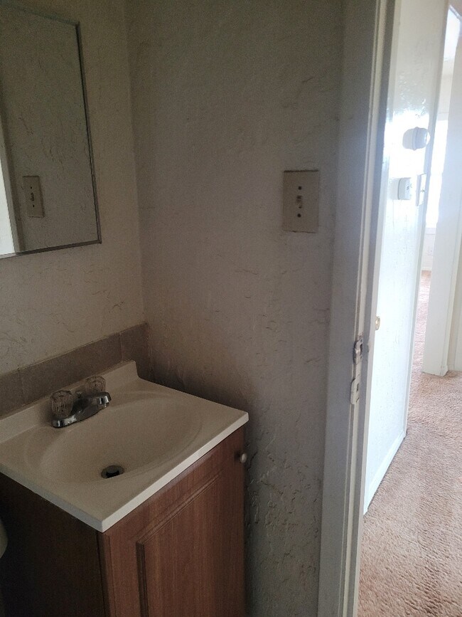 3610 NE 13th Ave, Amarillo, TX 79107 - photo 5