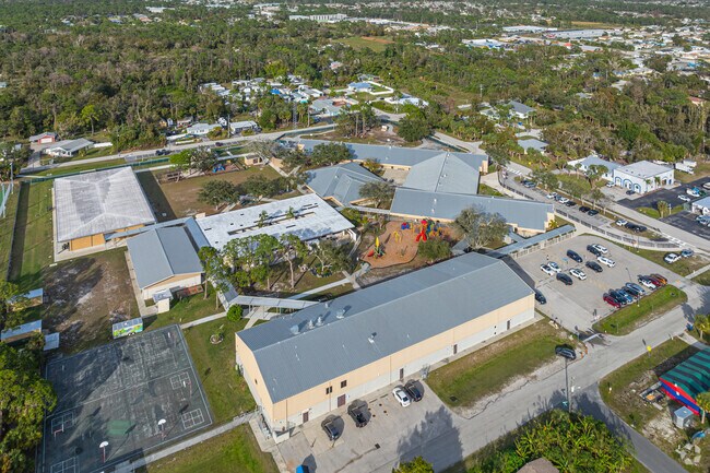 Niche gives Englewood Elementary School an overall grade of A-.