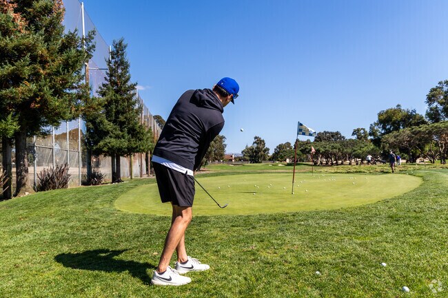 Davis Tract is minutes from Monarch Bay Golf Club featuring 18 holes courses.