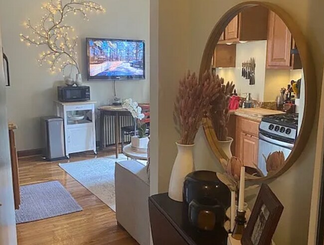 112 Queensberry St unit 44, Boston, MA 02215 - photo 3