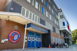 Queens Metropolitan High School