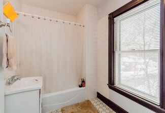 1068 South St, Boston, MA 02131