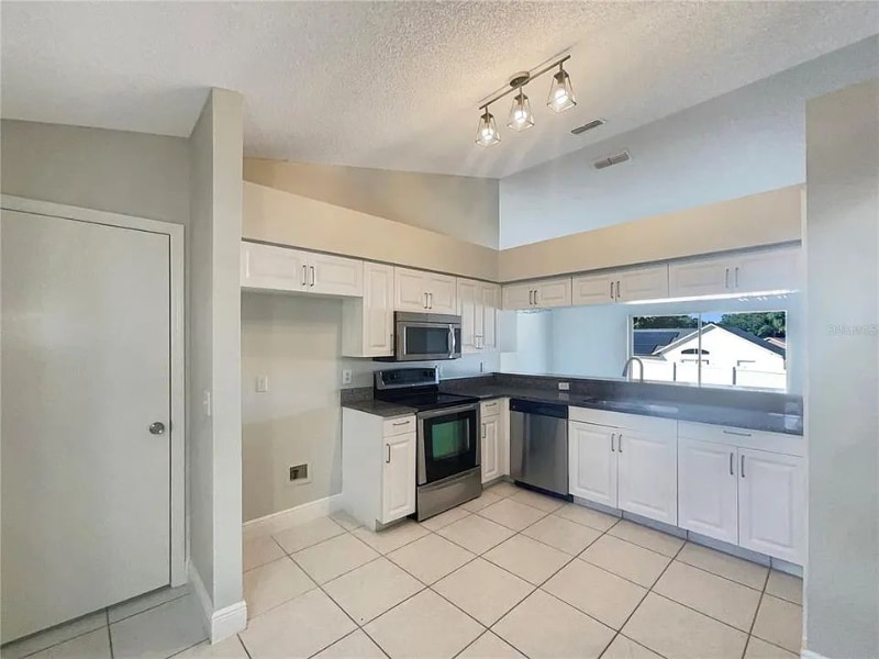 441 Nevada Loop Rd, Davenport, FL 33897 - photo 1