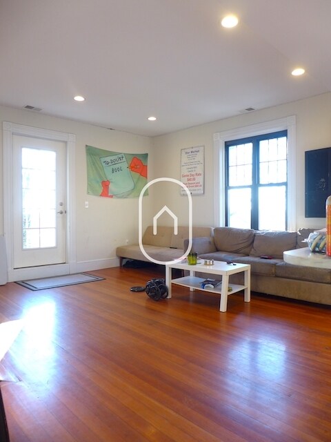 60 Beech Glen St, Roxbury, MA 02119 - photo 7