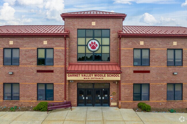 Garnet Valley Middle School receives an A rating from Niche.com.