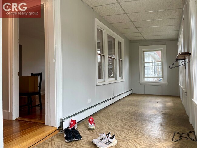 50 Hamilton St unit 2, Medford, MA 02155 - photo 4