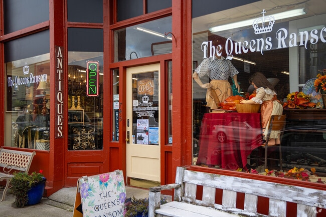 One of many charming boutiques in downtown Buckley.