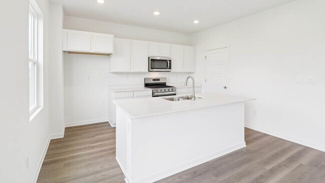 6564 Walnut Ct, Wonder Lake, IL 60097 - photo 7