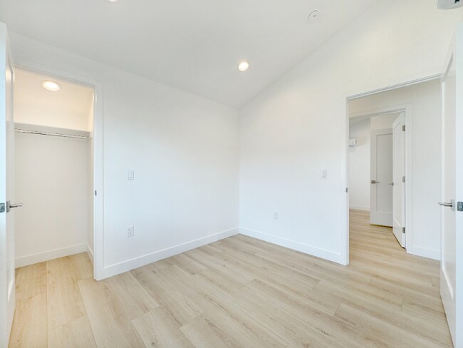 4461 Farquhar Ave unit D, Los Alamitos, CA 90720 - photo 7