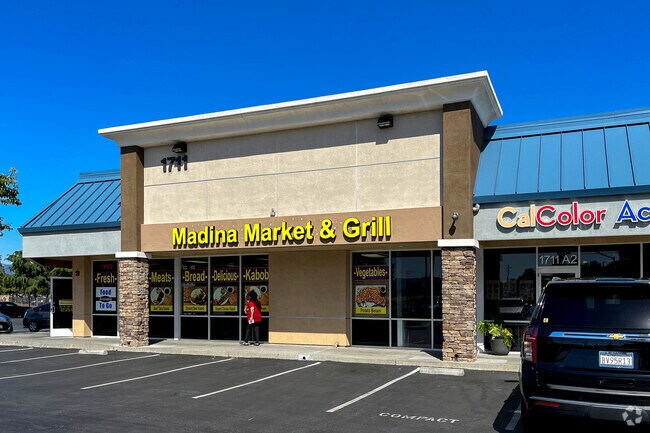 Halal Meat, Afghan Bakery, and Kebabs at Madina Market & Grill in Rose-Sartorette.