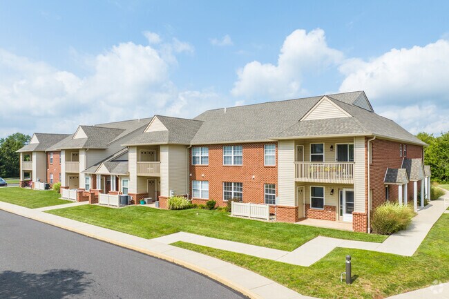 Fox Ridge Apartments