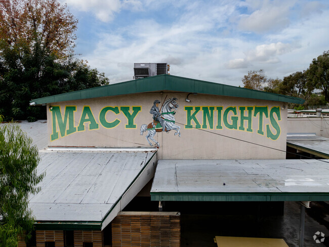 Macy Intermediate school mascot is a knight.