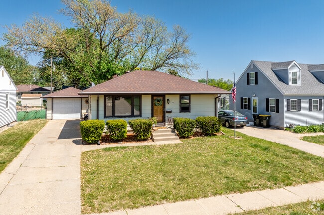 There are many cottage-style homes found in Morningside.