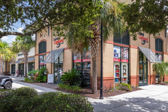 Belle Hall Shopping Center provides retail and dining for Longpoint residents.