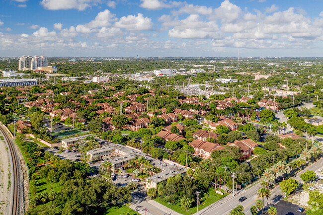 Regal Trace Apartments - 540 NW 4th Ave, Fort Lauderdale, FL | Homes.com