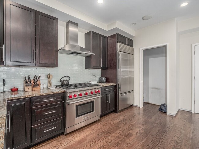 350 W Broadway unit 3, Boston, MA 02127 - photo 4