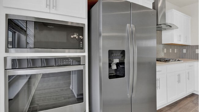 323 Ensemble Way, Frederick, MD 21701 - photo 5