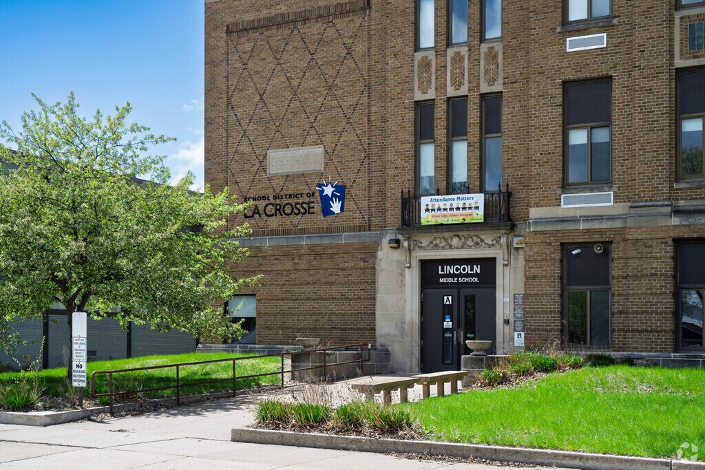 Lincoln Middle School is part of the La Crosse School District.