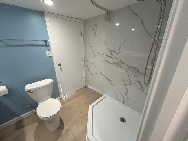 1727 N Rosa Parks Way, Portland, OR 97217 - photo 6