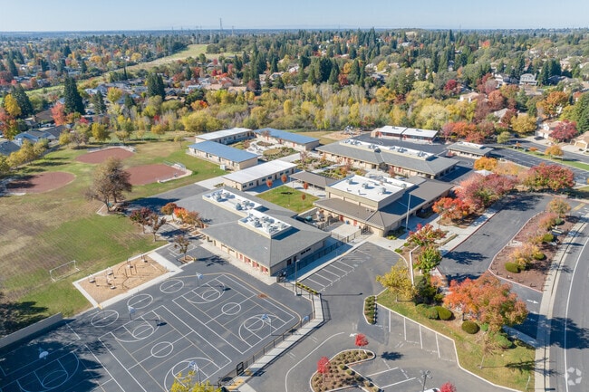 Folsom Hills Elementary School is located in small town setting of a Folsom neighborhood.