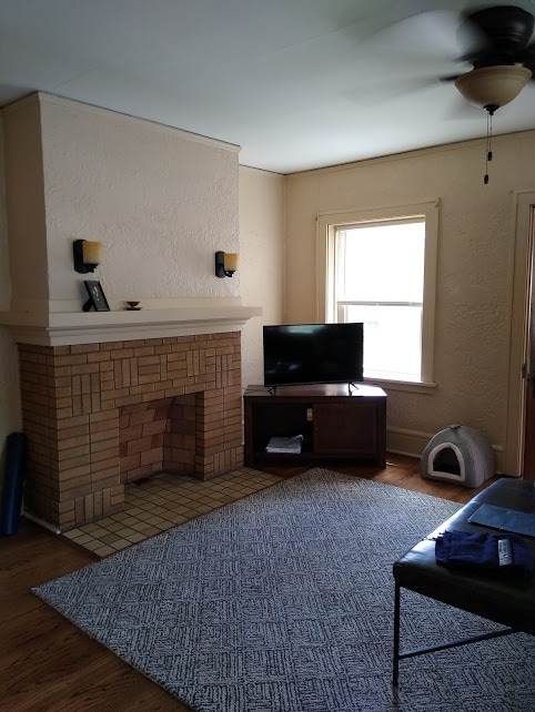 4552 W Wells St, Milwaukee, WI 53208