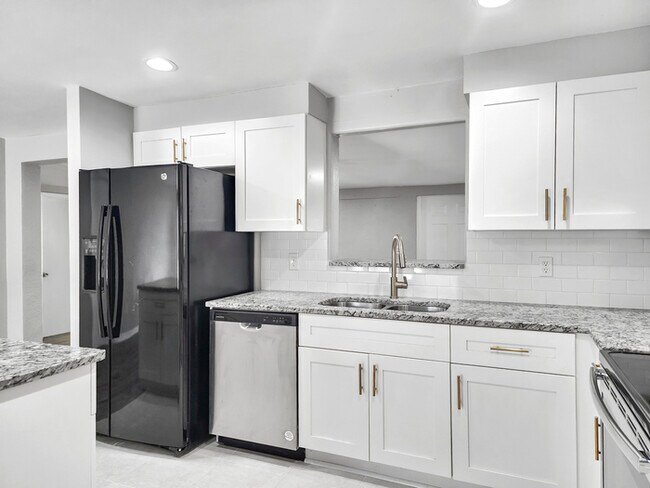 2120 Catalina Dr, Clearwater, FL 33764 - photo 6