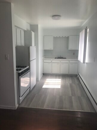 411 E 2nd St, Flint, MI 48503