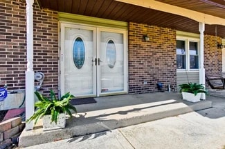 1595 Oregon Trail, Elk Grove Village, IL 60007