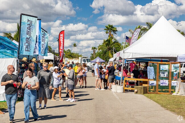 Everglades Seafood Festival draws thousands for fresh seafood and live music.