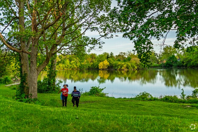 Thread Lake Park is a great place to enjoy an evening with friends.