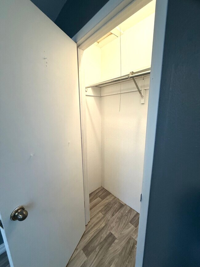 312 N Marion St unit 4, Ottumwa, IA 52501 - photo 6