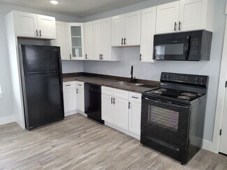 488 D St, Idaho Falls, ID 83402